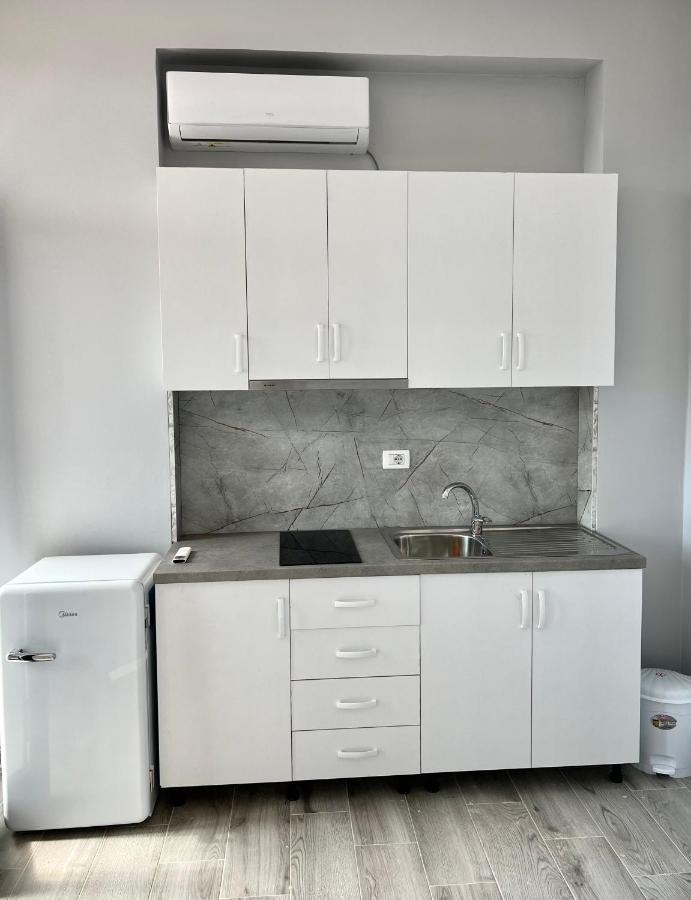 Sea You Soon Apartments Vlorë Εξωτερικό φωτογραφία